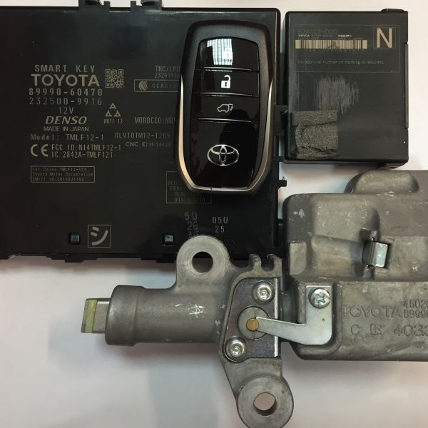 Комплект Smart key для Toyota LC200 2015-