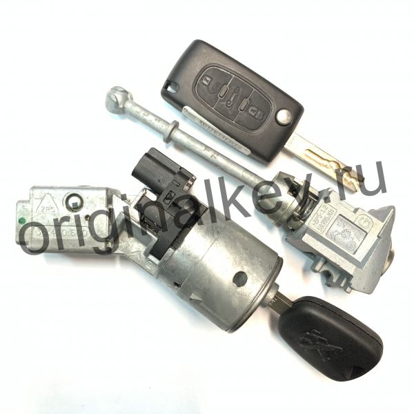 Set of locks for the Peugeot 408 2012-2017