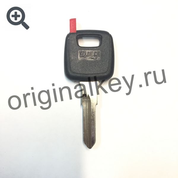 Volvo key blank with space for chip.NE51