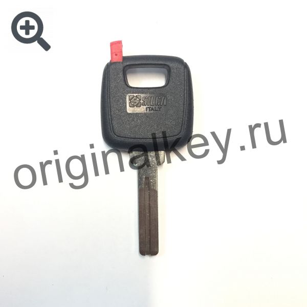 Key blank Volvo with space for the chip. NE66